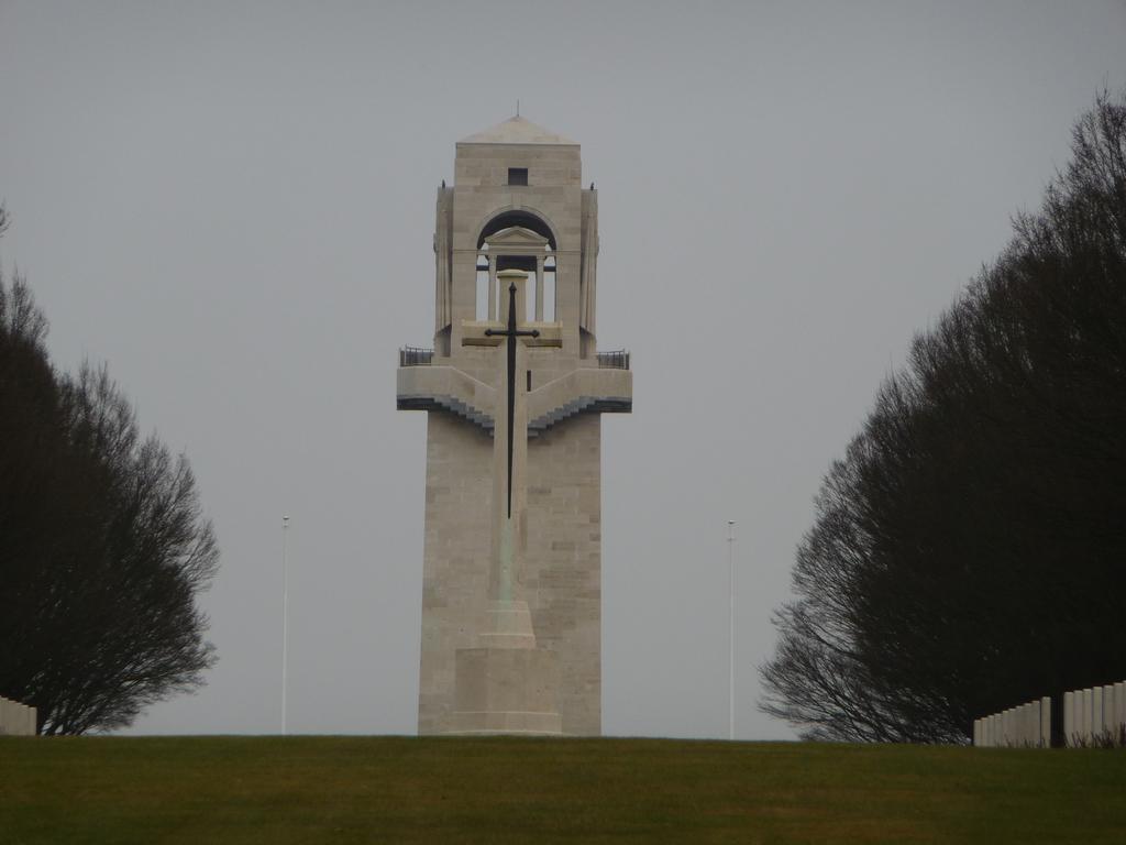 فندق Le Relais De L'Aube Villers-Bretonneux المظهر الخارجي الصورة